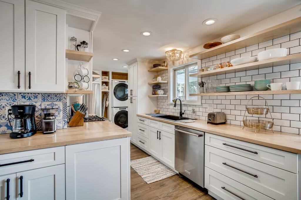 Family Townhome Near Mountains & Olde Town Arvada Ngoại thất bức ảnh