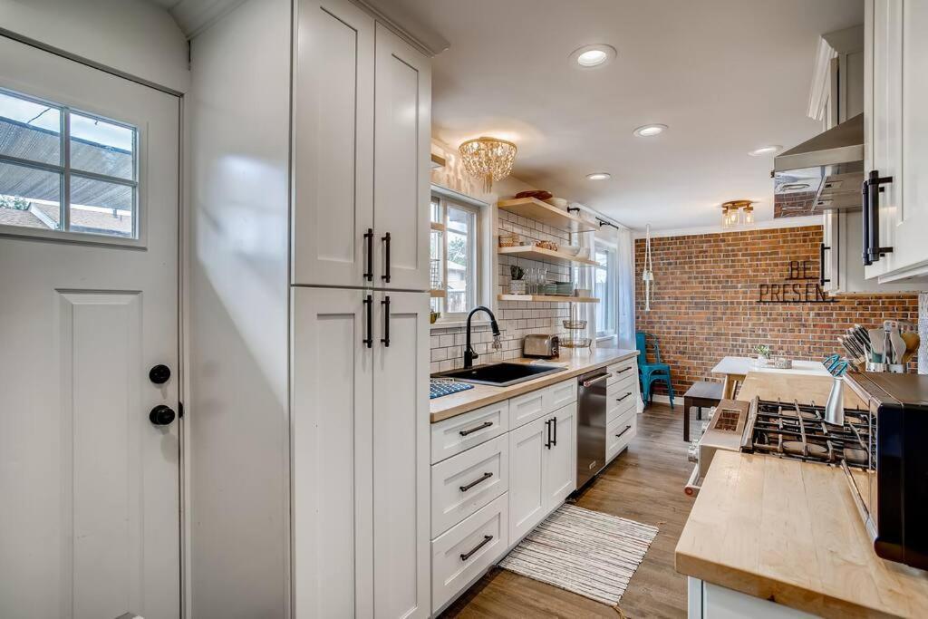 Family Townhome Near Mountains & Olde Town Arvada Ngoại thất bức ảnh