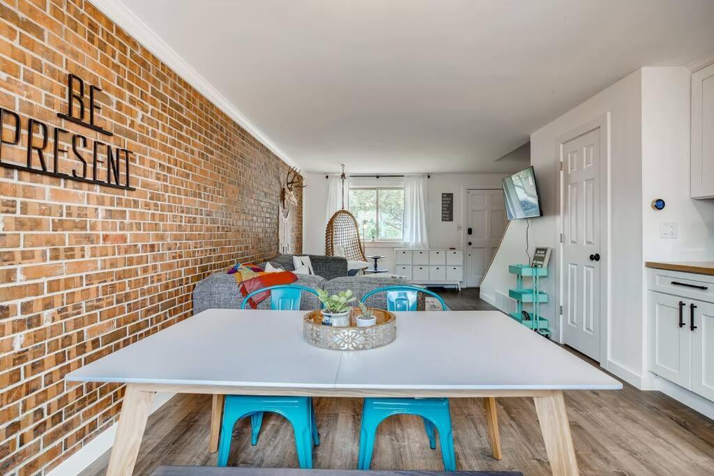 Family Townhome Near Mountains & Olde Town Arvada Ngoại thất bức ảnh