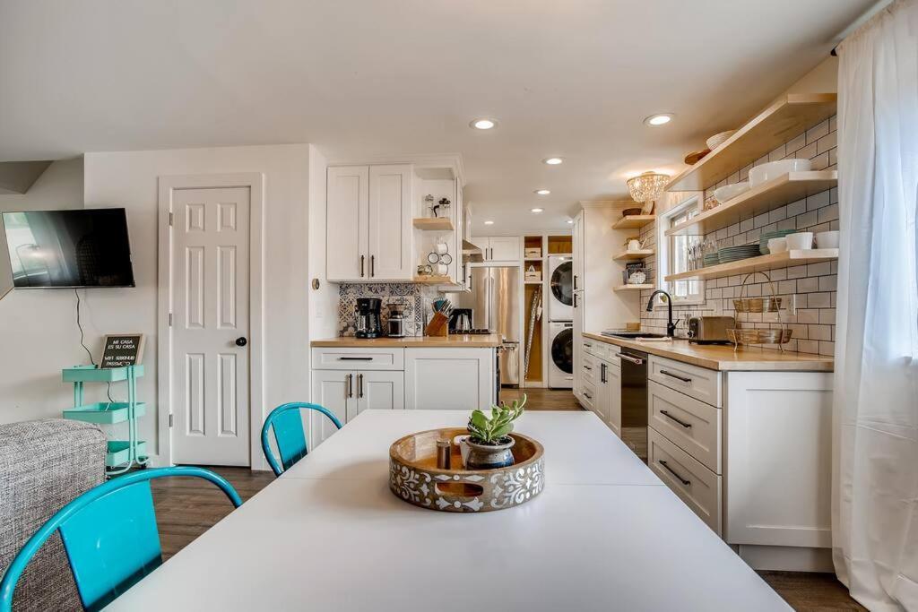 Family Townhome Near Mountains & Olde Town Arvada Ngoại thất bức ảnh